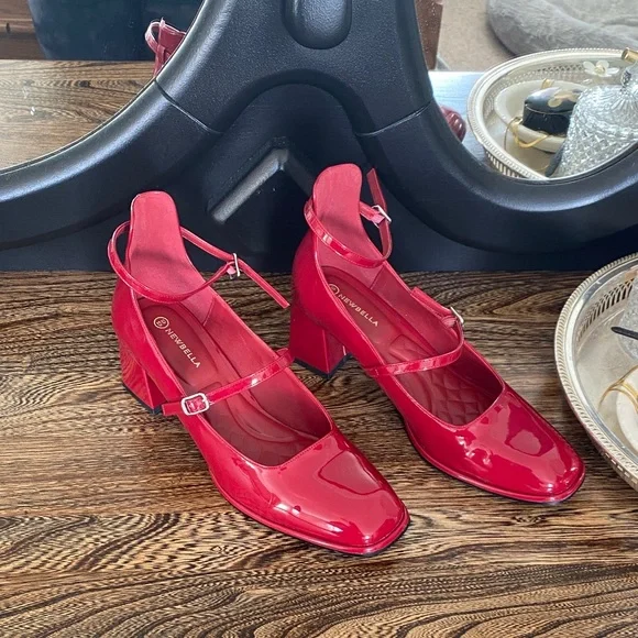 Red Mary Jane Block Heels - Picture 3 of 5